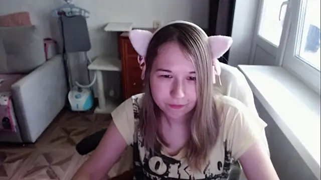 Emily-Way Live XXX-Chat