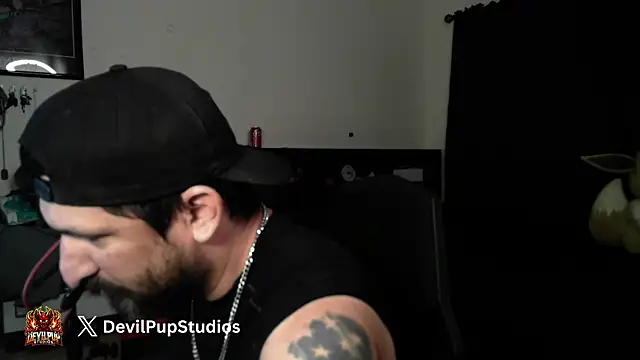Chat XXX en directo de DevilPup75_