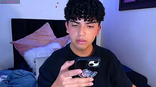XXX chat uživo modela Kairoo_