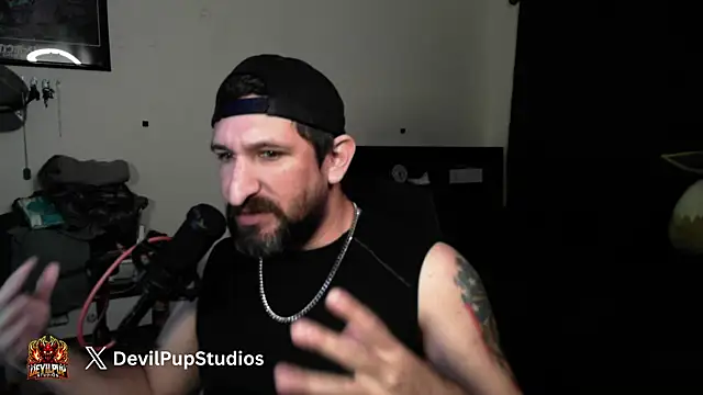 DevilPup75_: απευθείας συνομιλία ΧΧΧ