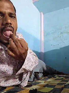 XXX chat uživo modela Daddyishere_19