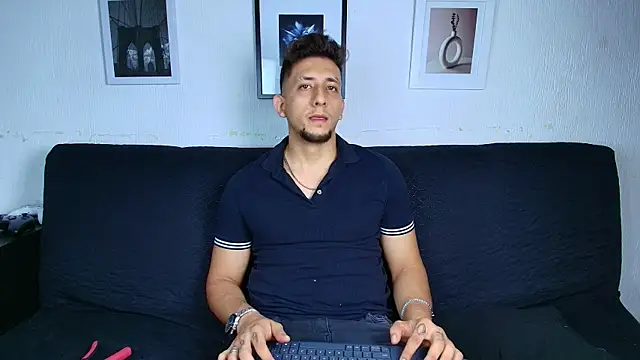 دردشة Sr_Maykol الجنسية المباشرة