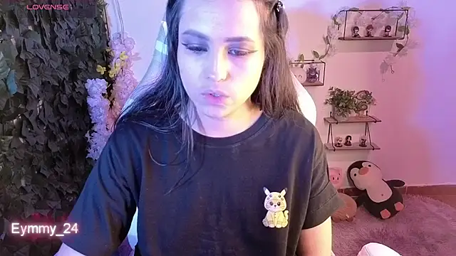 Eymmy_24 Adlı Modelin Canlı XXX Sohbeti