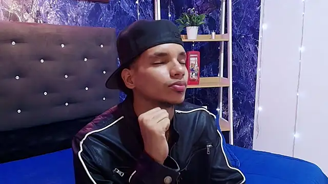 Živý XXX chat kai_storm77