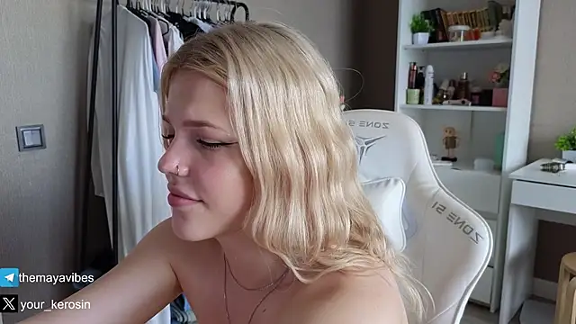 Maya_Rave Live XXX-Chat