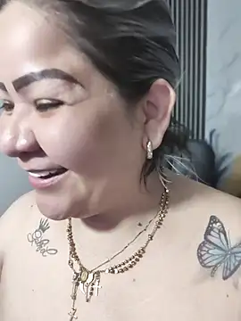 Czat XXX na żywo – Dalessa_Bigtits