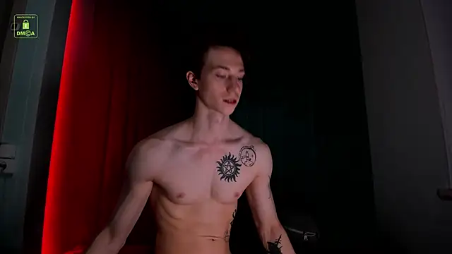 ares_pallini's Live XXX Chat