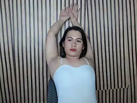 ur_asianpretty Chat XXX in diretta
