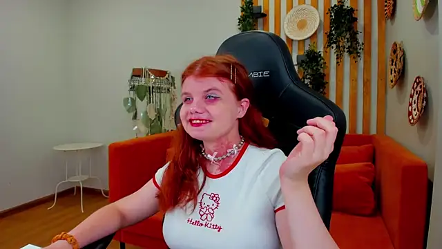 ChloeHalses Chat XXX live