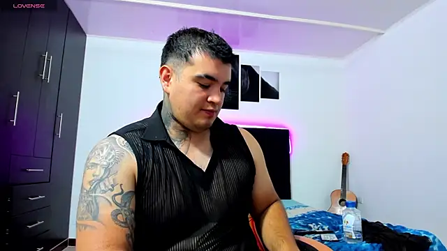 Živý XXX chat thiago__cp01