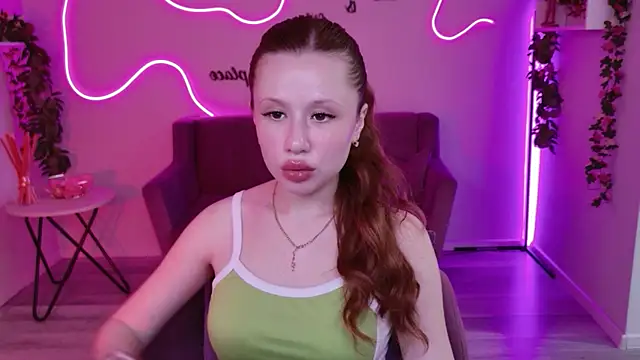 دردشة AuroraBabyDoll الجنسية المباشرة