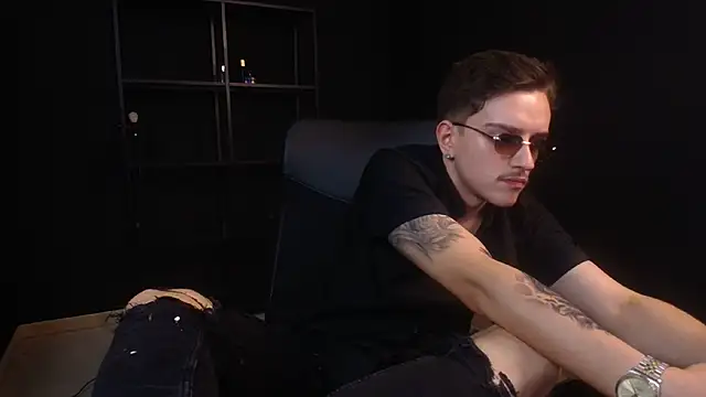 Chat XXX ao vivo de FelixStarkk