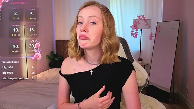 EvaHamilton Adlı Modelin Canlı XXX Sohbeti