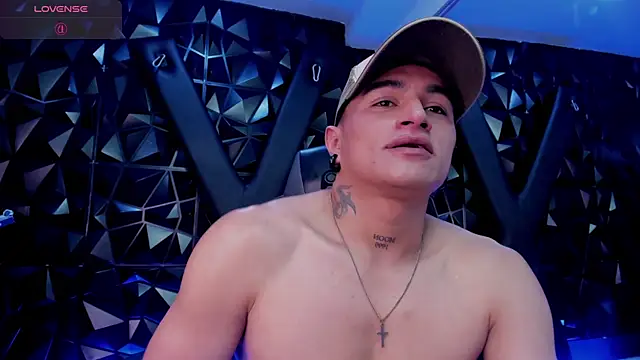 LiamDeeps 라이브 XXX 채팅