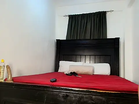 Midnightnurse_ Chat XXX in diretta