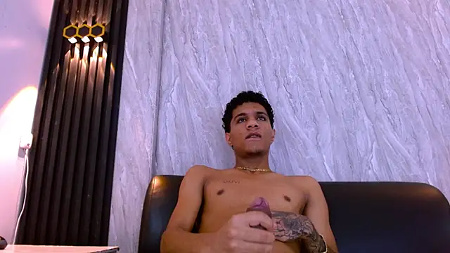 _Thiago12 Live XXX Chat