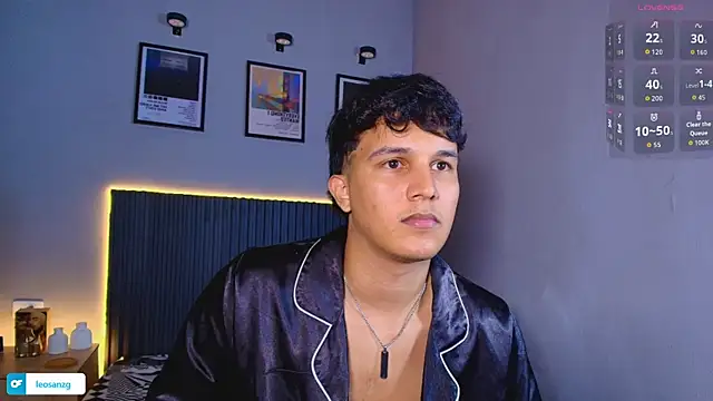 Chatroom XXX en direct de Leo_Savage_