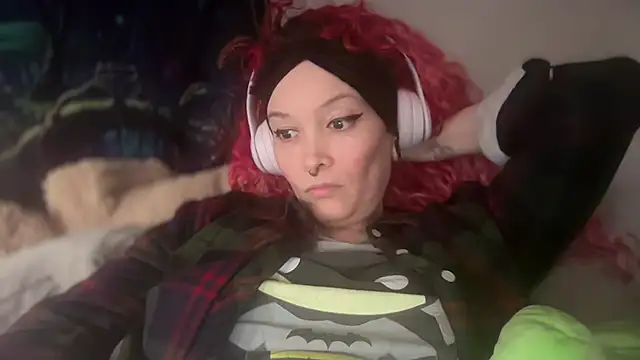 Chat +18 de FRRANNKIE ao vivo
