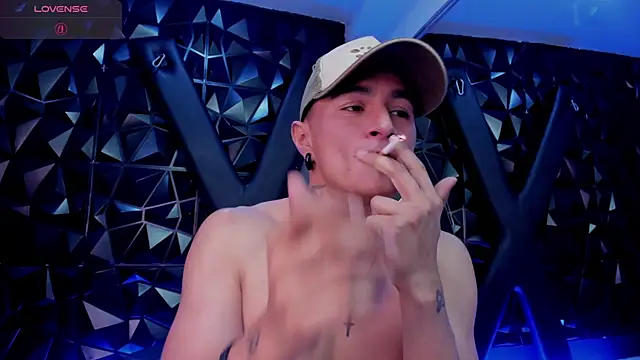LiamDeepsのライブXXXチャット