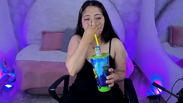 Sarita_jane Adlı Modelin Canlı XXX Sohbeti