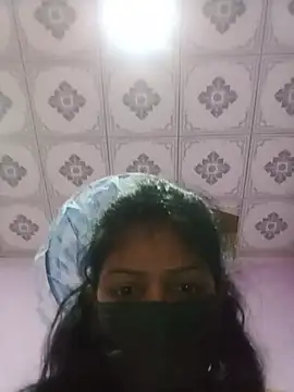 XXX chat uživo modela Malee_S