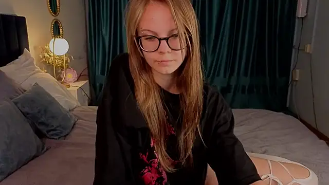 Онлайн чат XXX StacyBlakey