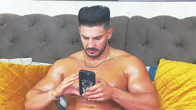 DustinKeent Adlı Modelin Canlı XXX Sohbeti