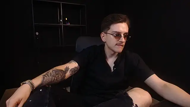 FelixStarkk 现场XXX聊天