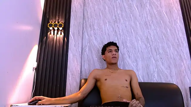 _Thiago12 লাইভ XXX চ্যাট