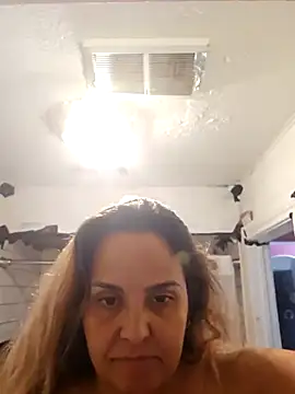 sweetcheekzx's Webcam Show