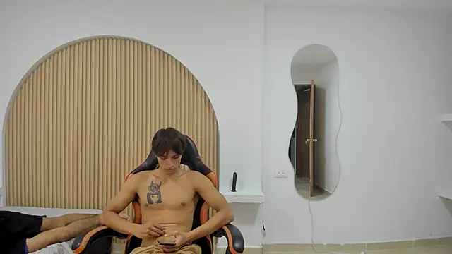 Chat +18 de ashlan_king ao vivo