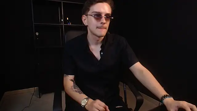 FelixStarkk – Naživo XXX chat