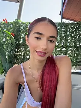 VixenRosse élő XXX-chatje
