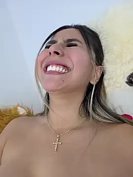 Chat XXX ao vivo de CelesteBlaze_