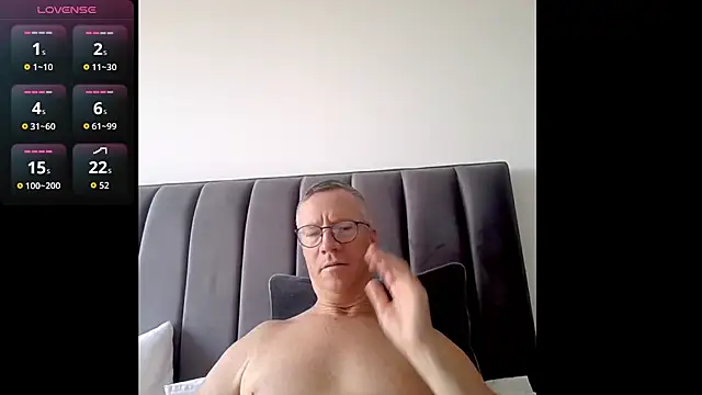 SinfulPulse69 élő XXX-chatje