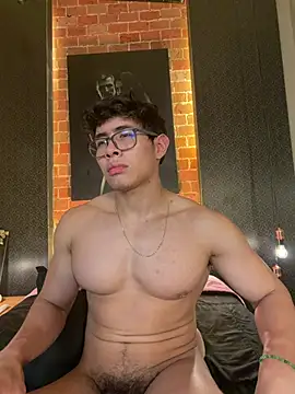 GrayAndrews Live XXX-chat
