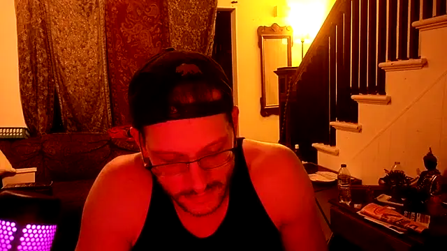 Онлайн чат XXX MasterDaddyCool