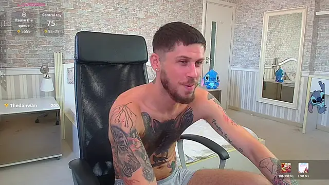 JonahShaw Live XXX Chat