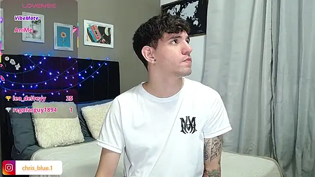 Chat XXX ao vivo de Matteo12_