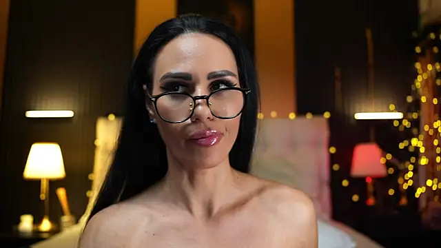 KatiaDivine Chat XXX live