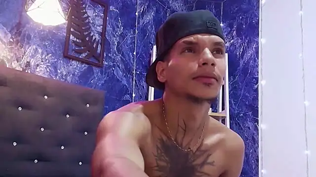 Chat XXX en directo de kai_storm77