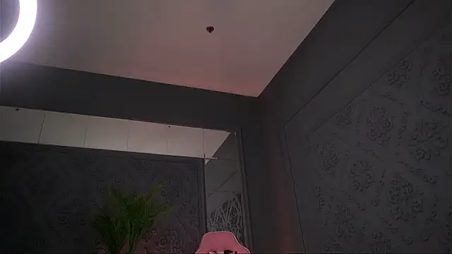 Živý XXX chat BrattyScarlet