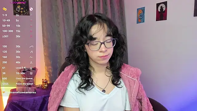 Chatroom XXX en direct de indra_cam