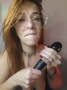 belliginger Adlı Modelin Canlı XXX Sohbeti