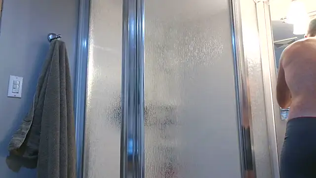 XXX chat uživo modela DILFiGuess1