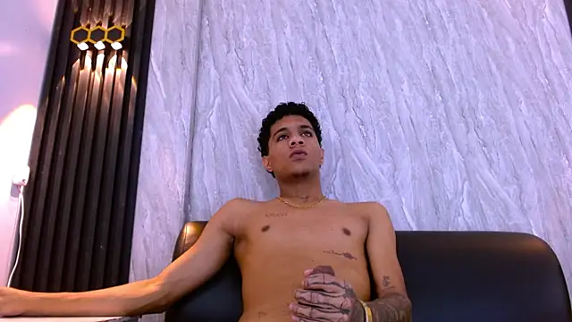 Chat XXX en directo de _Thiago12
