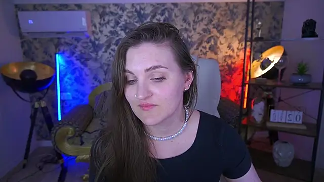 Chat XXX en directo de EmmyCharmm