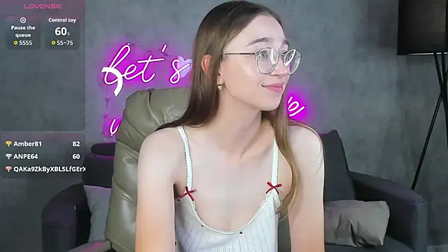 Lucy_Green Chat XXX live