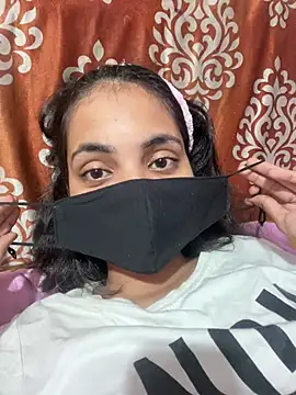 Sandhya_77 – Live XXX-chat