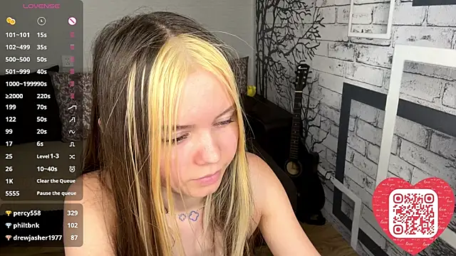 Czat XXX na żywo – ElmiraDabato